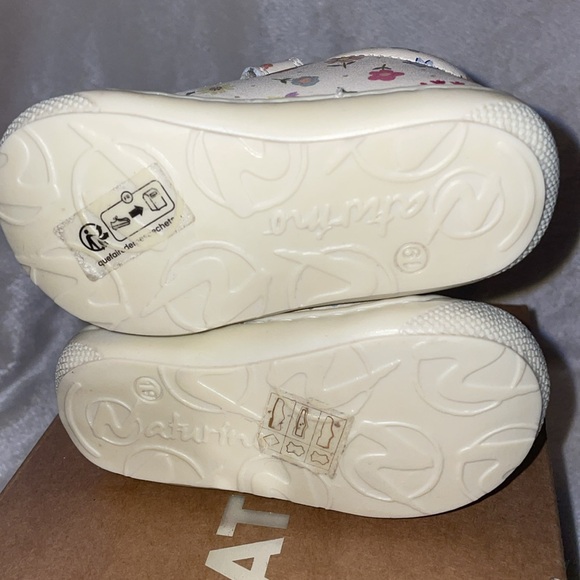 NWT NATURINO COCOON VL Leather first step shoes with flowers in White - Picture 14 of 15